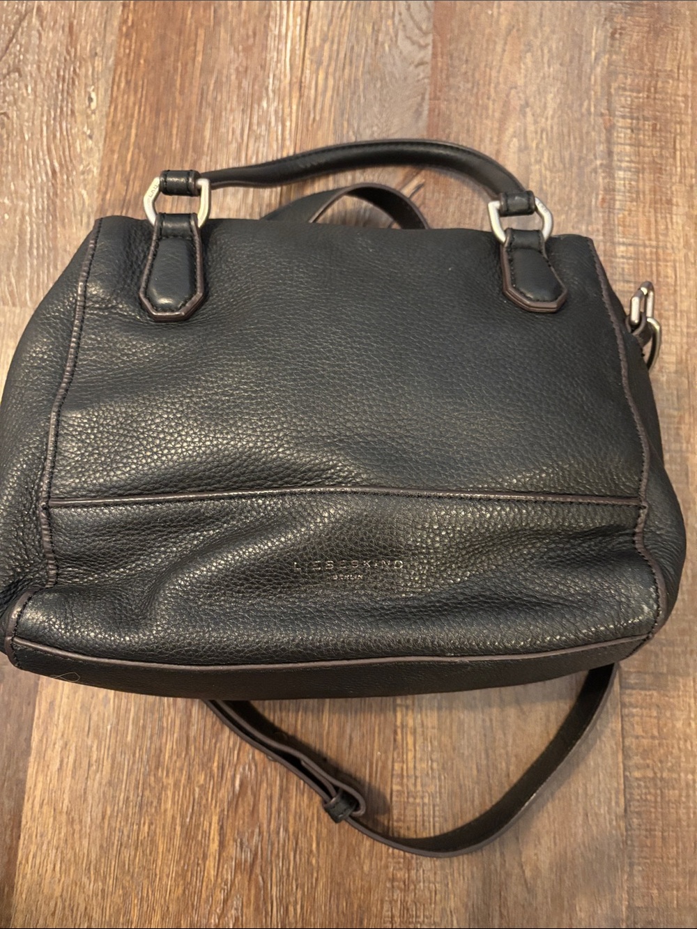 Libeskind pebbled black bag